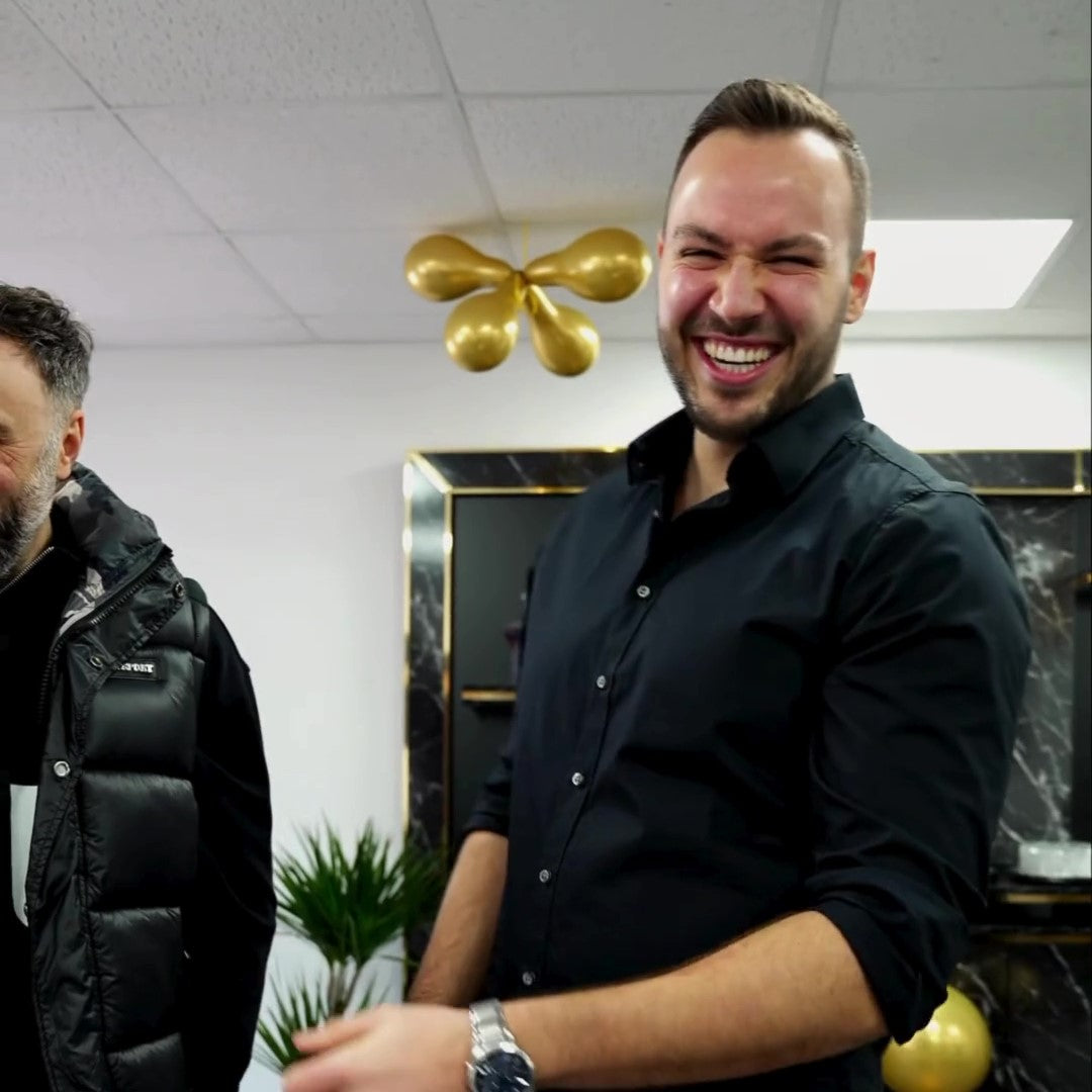 Load video: Büro MagicMic